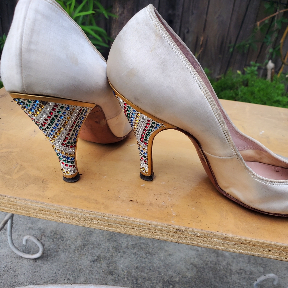 Elegant White Heels with Multicolor Rhinestones - Picture 3 of 6